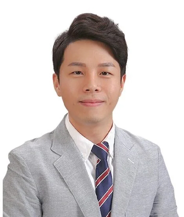 Dr. Kevin Lee